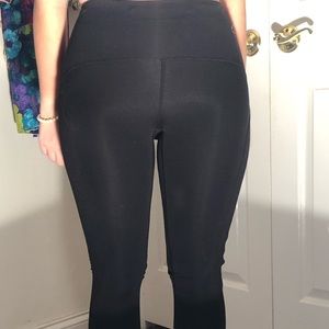 black lulu lemon leggings
